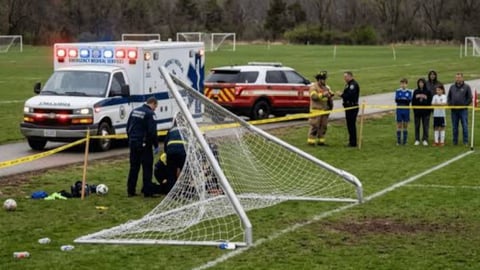 Tragedia en Kansas: Dos fallecidos y 11 heridos tras atropello en complejo deportivo