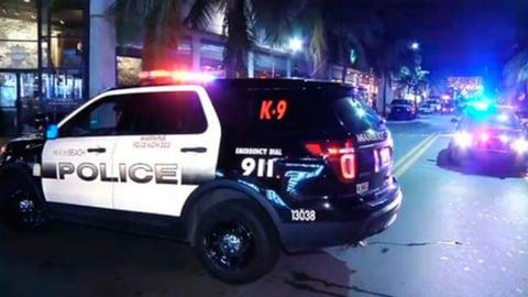 Dos Muertes en Accidente de Moto y Camión en Florida
