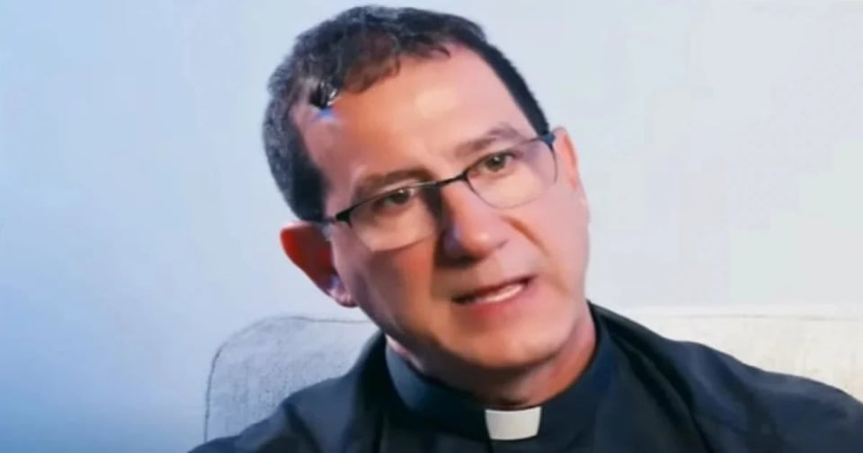 Sacerdote Alberto Reyes Cuestiona el Sacrificio Personal en Cuba