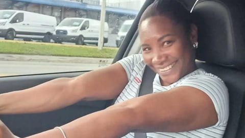 Ex-Jueza Cubana Enfrenta Deportación por Discrepancias Migratorias