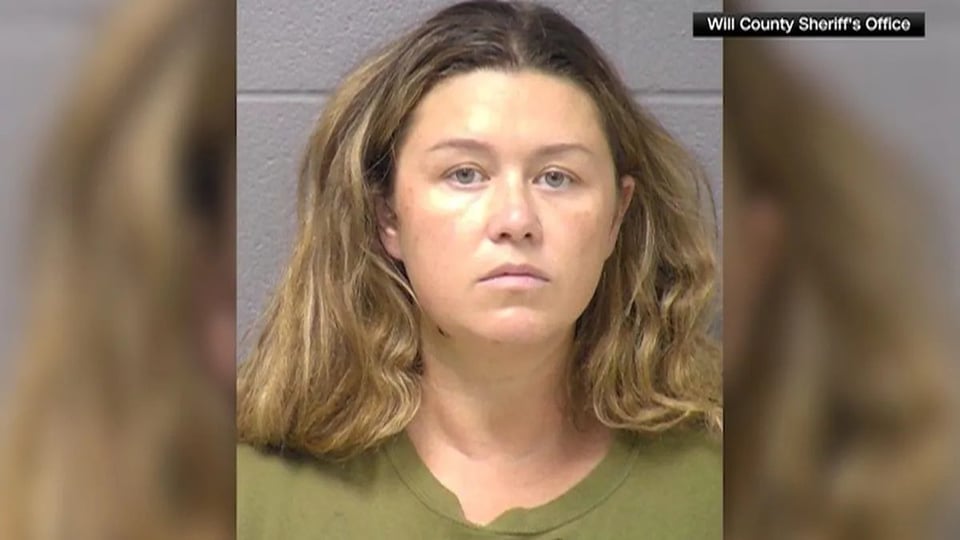 ¿¡La vieja cree que el nene es el diablo!? Tremenda tragedia en Illinois