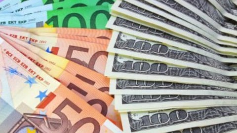 ¿Qué Le Pasó al Peso? Dólar Dispara para los 510 en Cuba Mientras el Gobierno Se Queda Corto