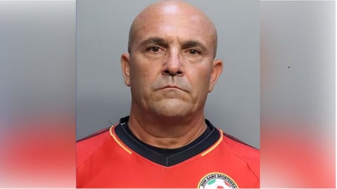 Cubano Arrestado en Miami por Broma de Granada en Aeropuerto