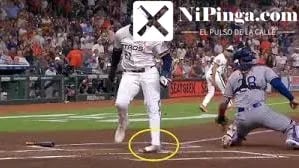 ¡Qué Mala Suerte! Yordan Álvarez se lesiona el tobillo y los Astros se preocupan