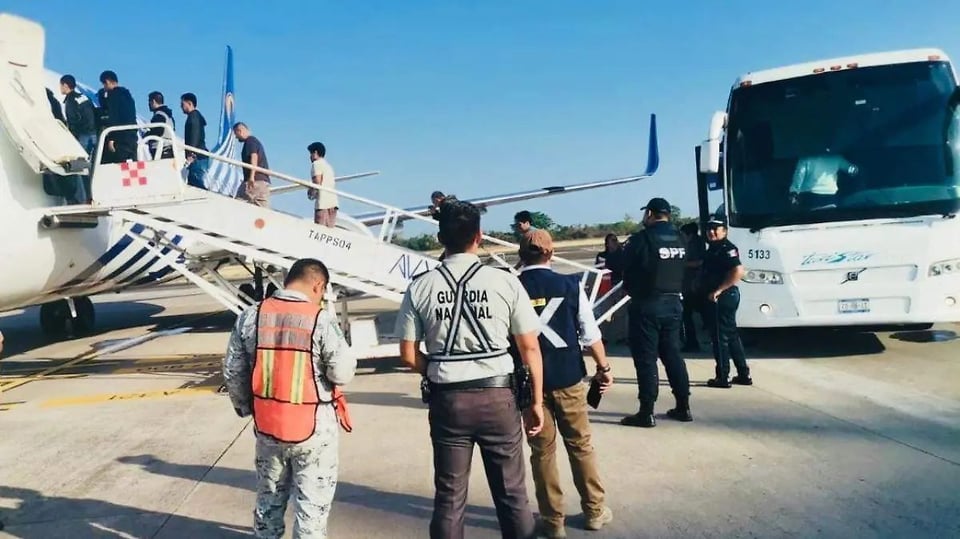 EE.UU. deporta miles de cubanos a México, atrapados en Tapachula