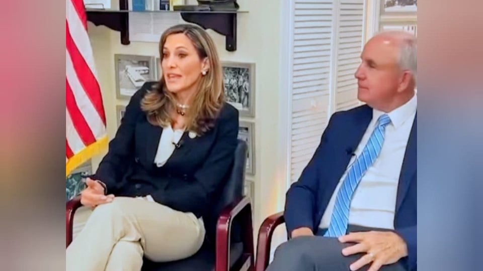 ¡Chacha, agárrate! ¿Dicen que el régimen cubano ya tiene los días contados?