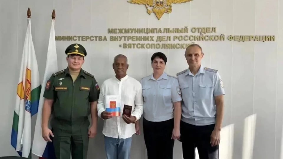 Rusia le da ciudadanía a cubano que luchó en Ucrania