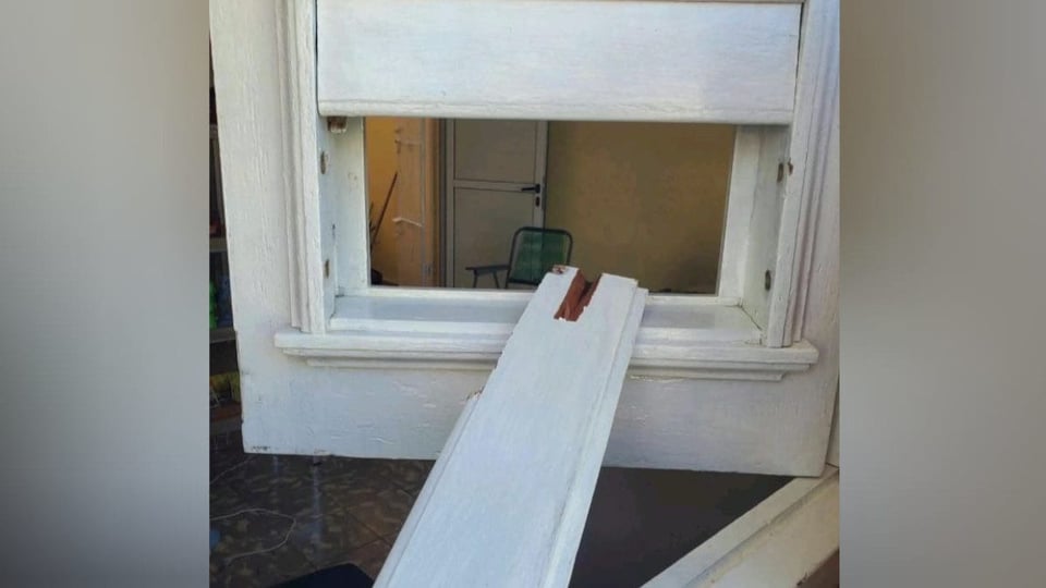 ¿Y AHORA QUIÉN ME DESPIERTA? ¡ROBAN EN CARDENAS ROMPIENDO UN CRISTAL!
