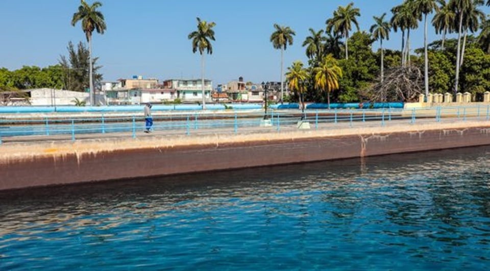 ¡Agua de La Habana se va de vacaciones! Casi 200 mil personas sin gota por culpa de equipos viejos y apagones