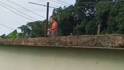 Cubano protesta en el techo por 48 horas sin luz