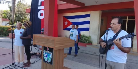 Morón Responds to Protests with Revolutionary Display Amidst Crisis