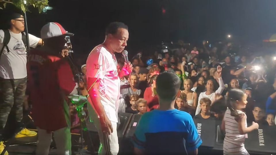 Cándido Fabre dice que los apagones en Cuba tienen "cosas positivas" e inspiran su música