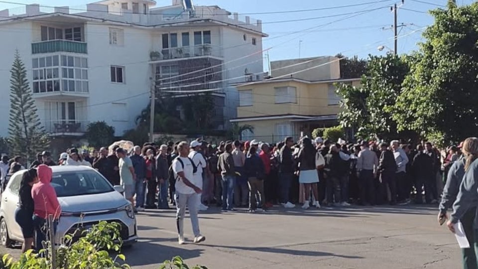 ¡La ruina llegó! Nicaragua cerró el chorro y dejó a miles de cubanos en la calle con el pasaje en la mano.