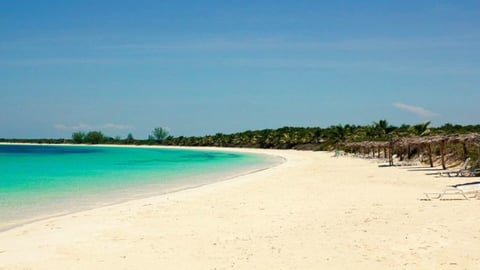 Cuba Considera Mega Proyecto Turístico con Capital Árabe y Vínculos con Trump