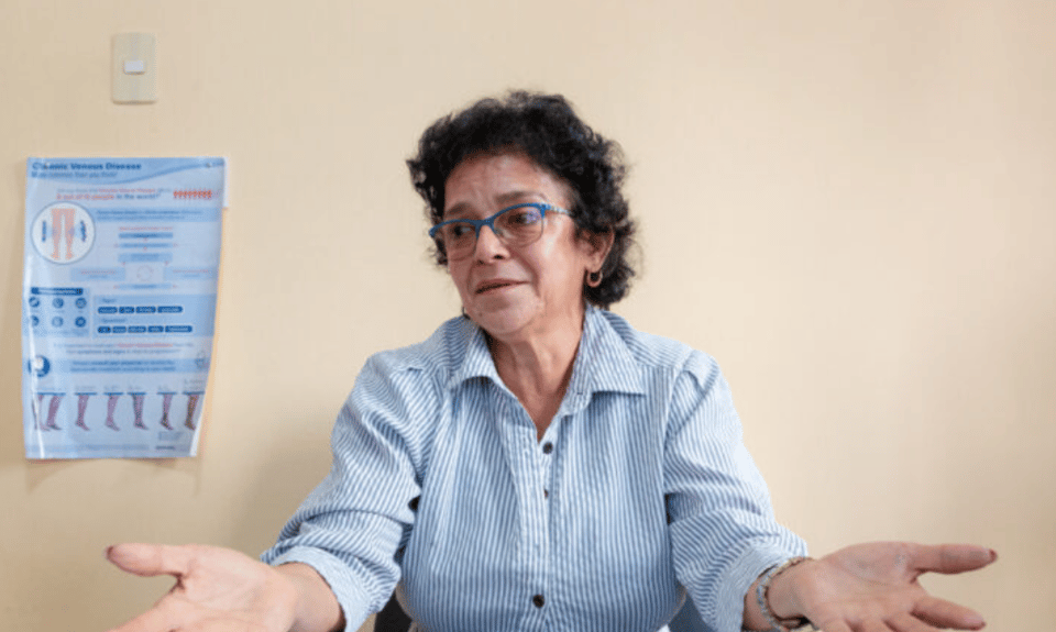 ¿Contratos en veremos? Médicos cubanos siguen dando el callo en Trinidad y Tobago