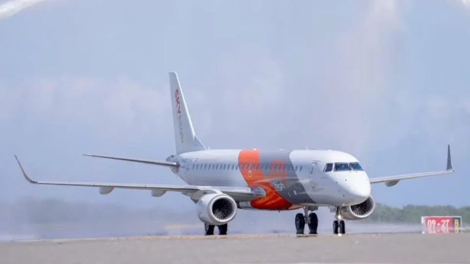 ¿Se le abrió la quilla a un avión de Dominicana en pleno vuelo? ¡Aterrizaje de emergencia en Santiago!