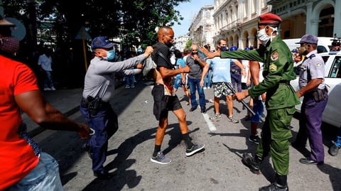 Cuba: Récord Histórico de Represión con Más de 1.200 Presos Políticos