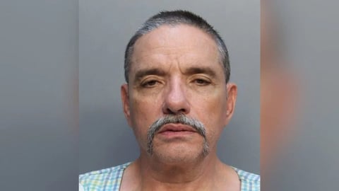 Hombre de Hialeah arrestado por amenaza de bomba falsa en Miami-Dade