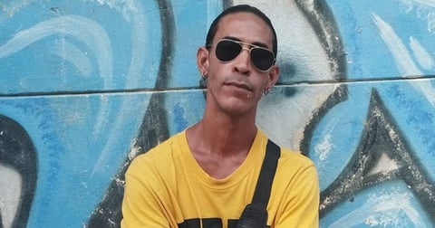 Periodista Ángel Cuza Detenido en La Habana Junto a su Hija