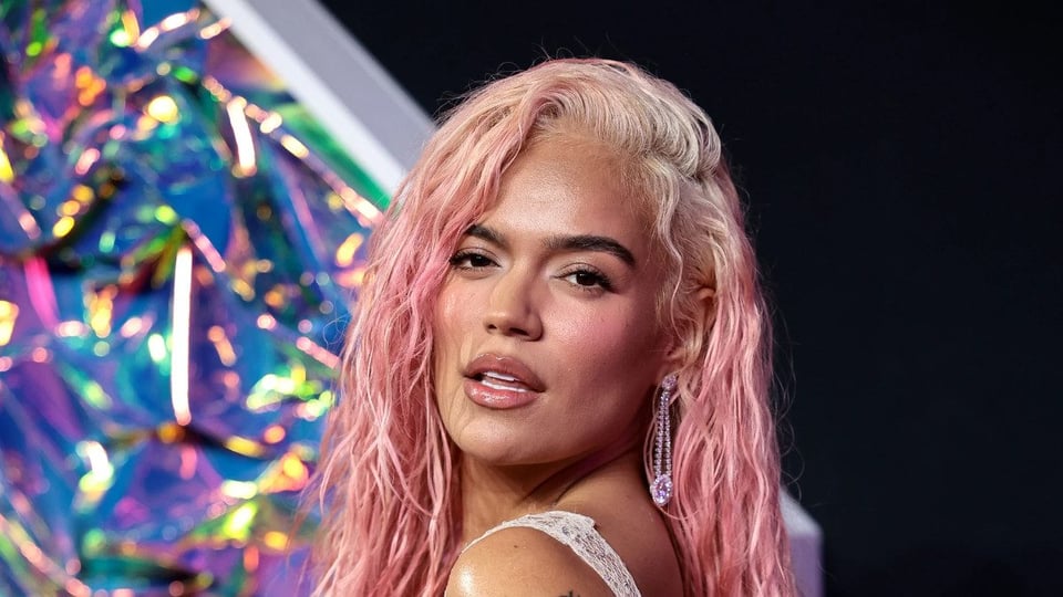 ¡Karol G se destapa! Su nuevo álbum es pura candela de sentimientos y despecho