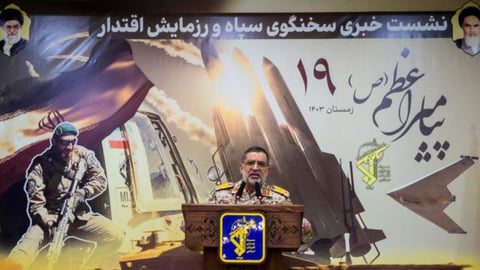 Portavoz Militar Iraní Muere en Ataque Conjunto de EE. UU. e Israel; Conflicto Escalada