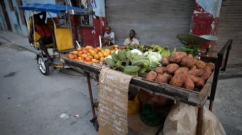 La inflación en Cuba se dispara al 25,19% interanual, ahogando la economía