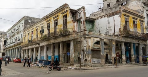 Economista cubano advierte que nuevo instituto podría cerrar empresas estatales
