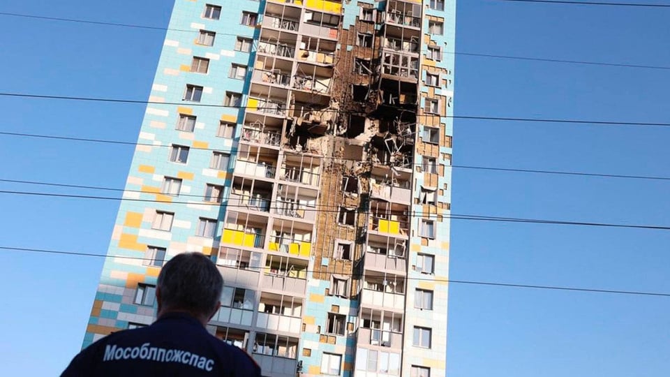 Cubanos en Moscú reviven el miedo por ataques de drones