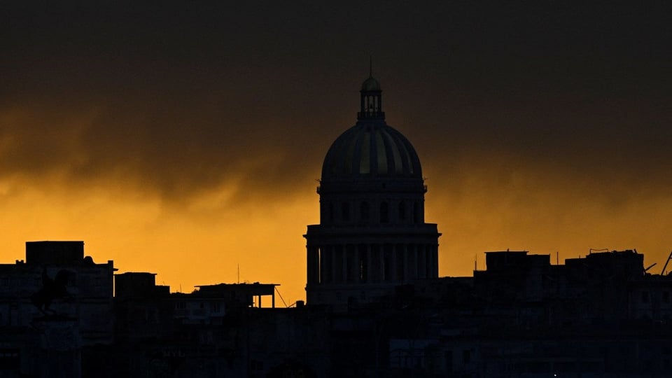 ¿El Dólar y el Euro Ponen de Acuerdo a Cuba? ¡La Plata Sigue Sin Aparecer!