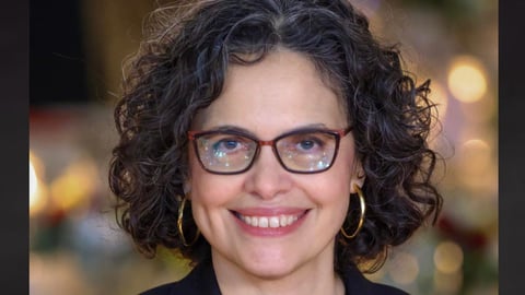 Historiadora Ada Ferrer insta a Díaz-Canel a un "verdadero diálogo nacional" ante la crisis cubana