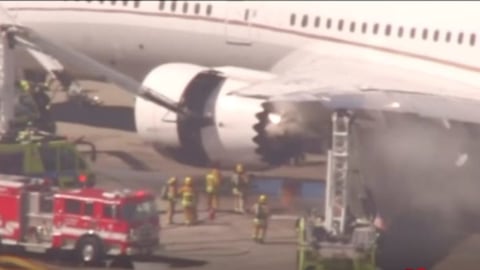 Avión de United Airlines regresa a Los Ángeles por falla en motor