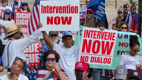 ¡Trump, Mueve la Colita! Cubanos en Washington Exigen Acciones Concretas