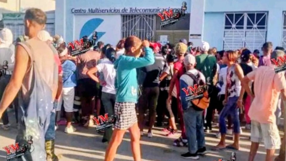 Caos por Colas de ETECSA en San Luis Provoca Conflictos