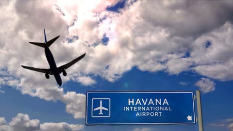 Más de 60,000 Cubanos Eligen Canarias para un Nuevo Comienzo