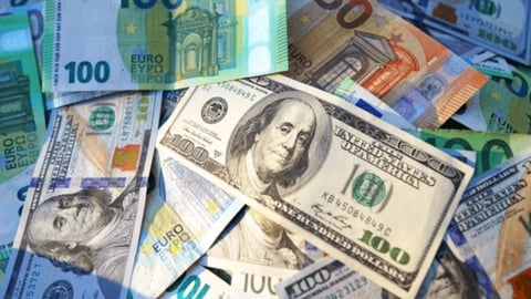 El Dólar Sube en el Mercado Informal Cubano, Mientras el Euro Mantiene la Presión