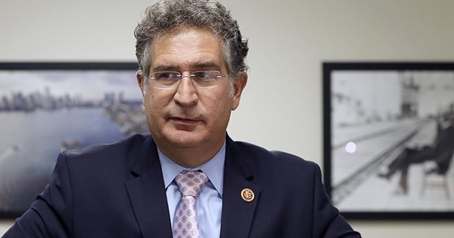 ¿Será que hay chance pa' Cuba? Joe García ve una lucecita en el túnel de las relaciones EE.UU.-Cuba