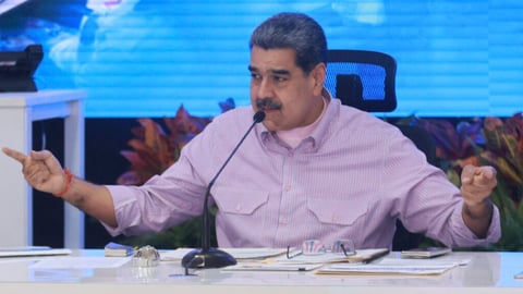 Suiza congela $887 millones ligados a Maduro tras su captura