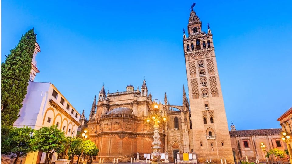 Supremo de España Facilita Residencia a Familiares de Españoles