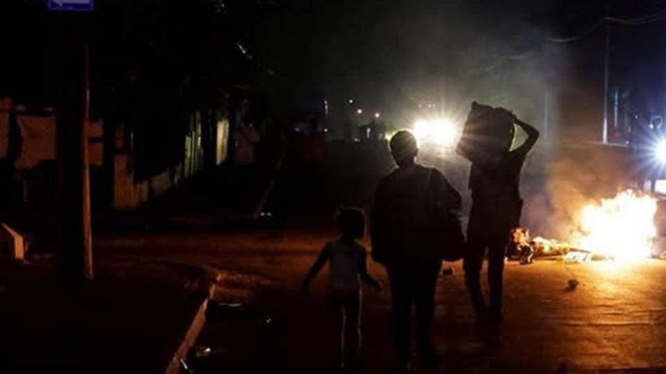 ¿Y tú supiste lo último? ¡Junio explotó en protestas por toda Cuba! ¡Apagones, hambre y quejas por to’a parte!