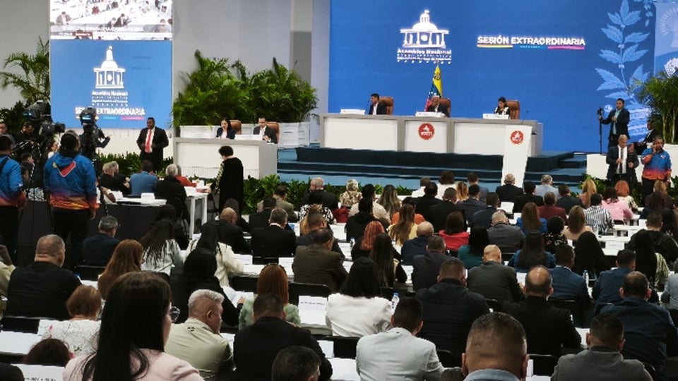 ¿Te Enteraste? Venezuela se da la mano con EE.UU. pa' levantar el petróleo