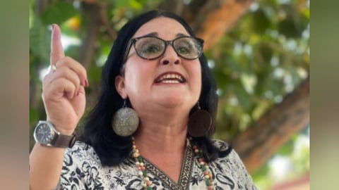 El TOQUE Desmiente a Diplomática Cubana Sobre Condiciones de Médicos en Misiones