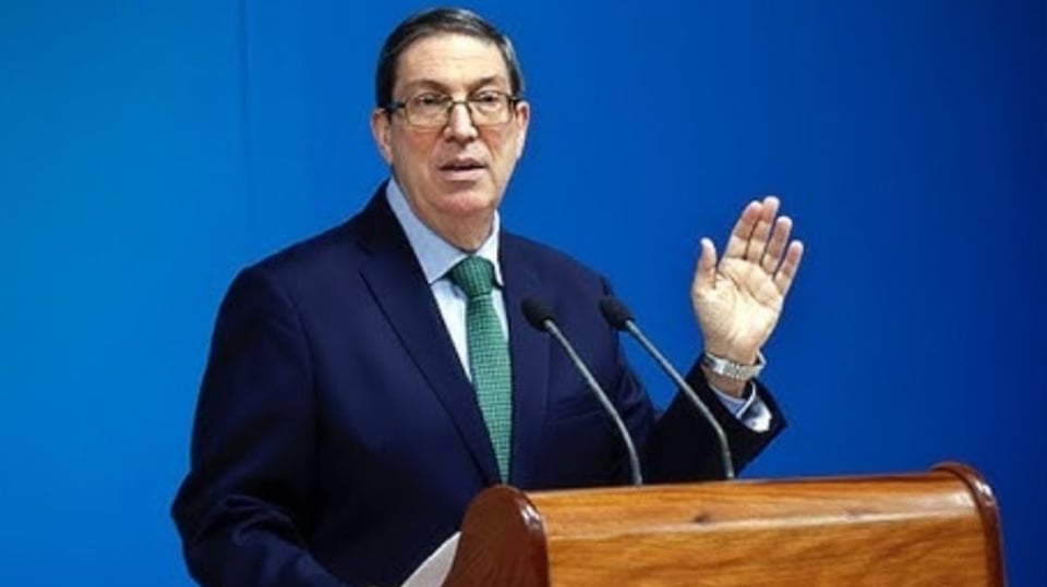 ¿A EE.UU. le da pa' quitarle los médicos a Cuba?