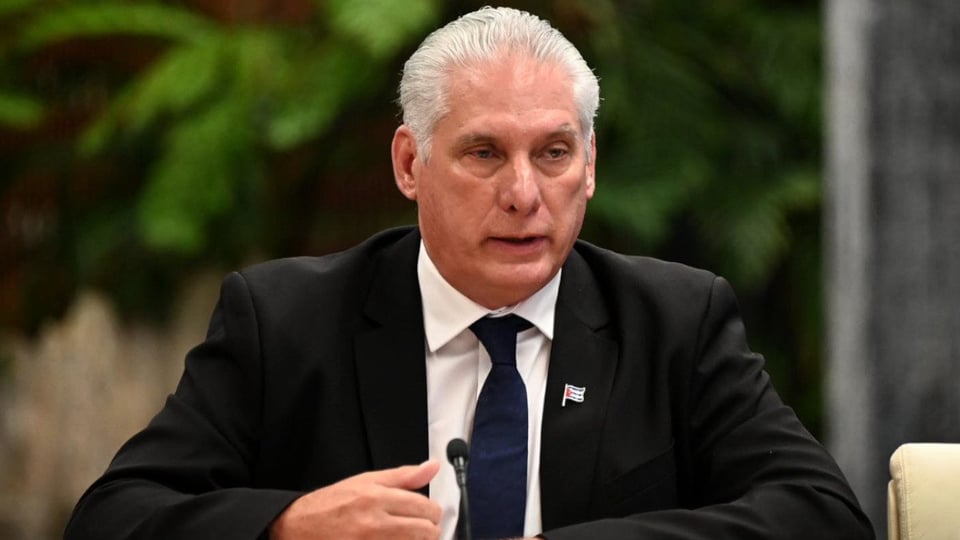 ¡Díaz-Canel se inventa 6 ejes y Cuba sigue en apagón!