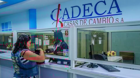 Remesas en dólares: ¿El fin de la venta oficial en CADECA?