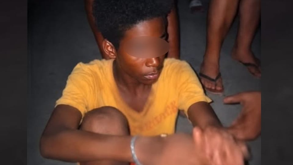 ¿Un niño de 12 años da tremendo susto en Santos Suárez y lo paran a pedradas?