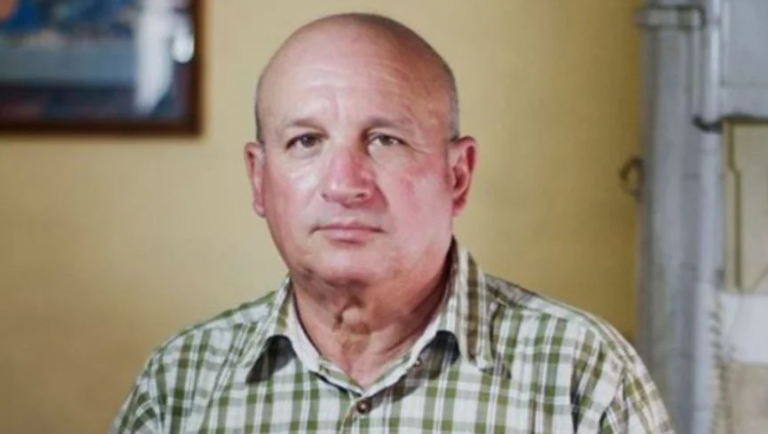 ¡Bochinche en Agüica! Preso Político Le Caen Encima a Golpes