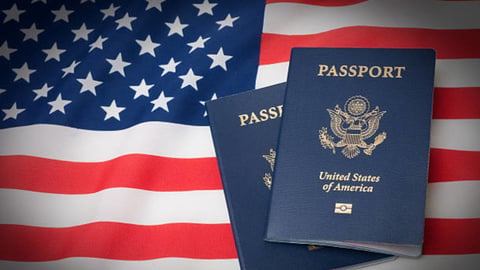¡Cuidado con los tramposos del pasaporte USA! Miles de cubanos estafados millonariamente