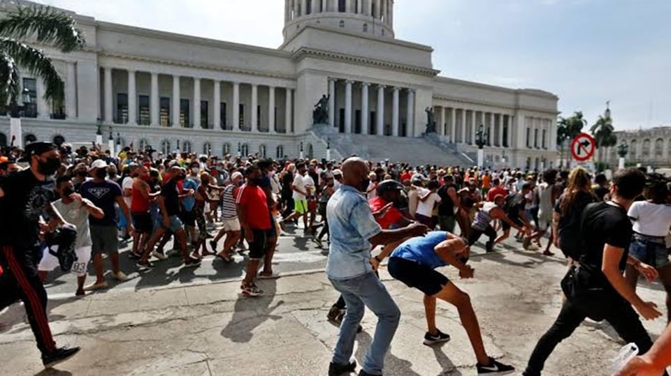 ¿Cinco años después del 11J, Cuba sigue en tinieblas? Apagones, cacerolas y presos en el limbo