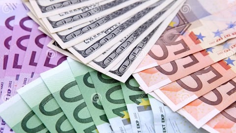 ¡El peso cubano se desmaya! Dólar y euro vuelan por las nubes en la calle