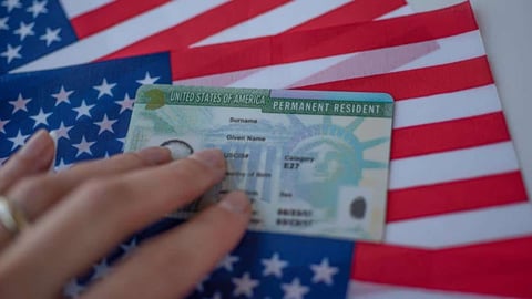 Estados Unen a la Demanda Contra la Regla de Carga Pública de Trump